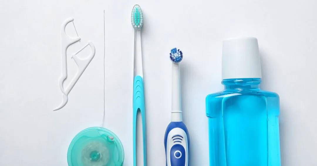 4 Tips to Choosing the Right Dental Products to Improve Your Smile